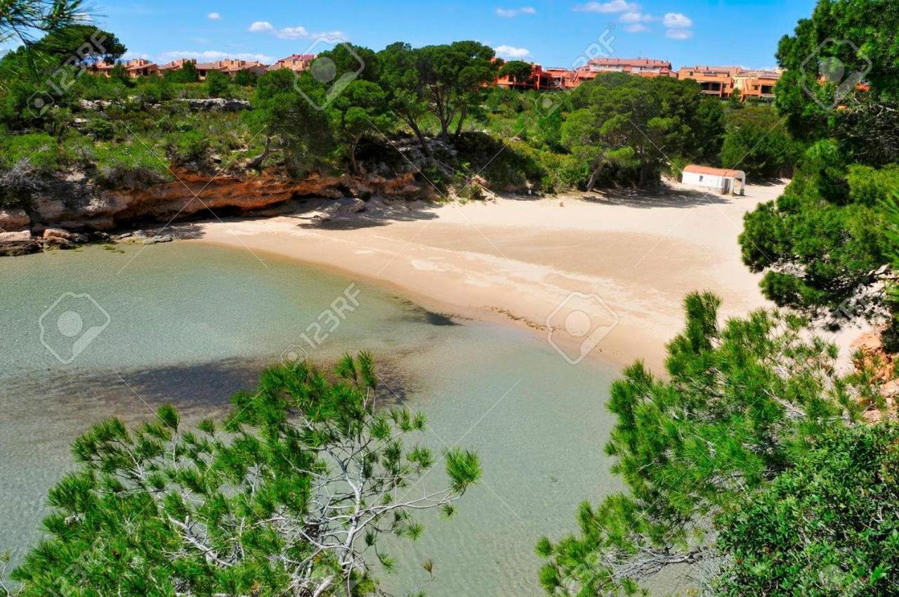 Villa Voor 8 Personen Met Zwembad Calafat Exterior foto